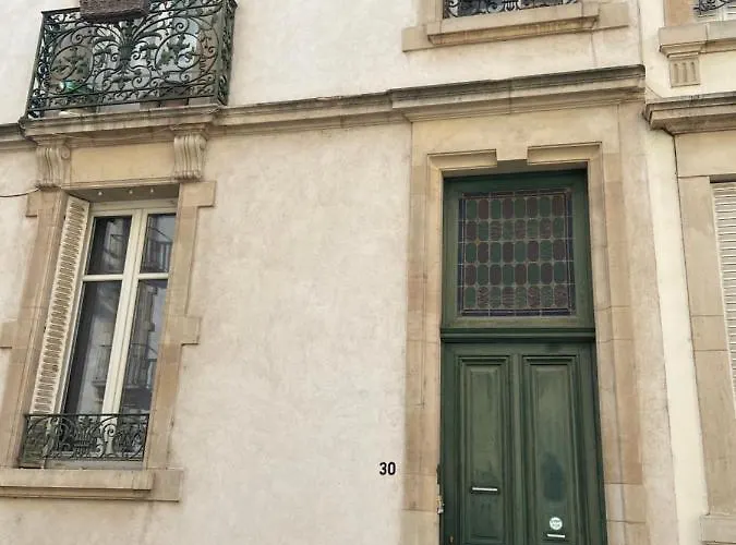 Pasteur T3 De Charme Artem Parc Ste Marie Nancy